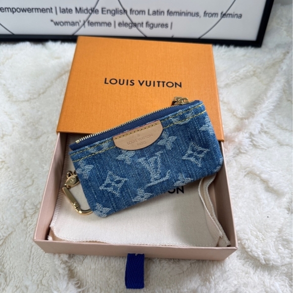 Louis Vuitton Monogram Denim Key Pouch - Picture 4 of 7